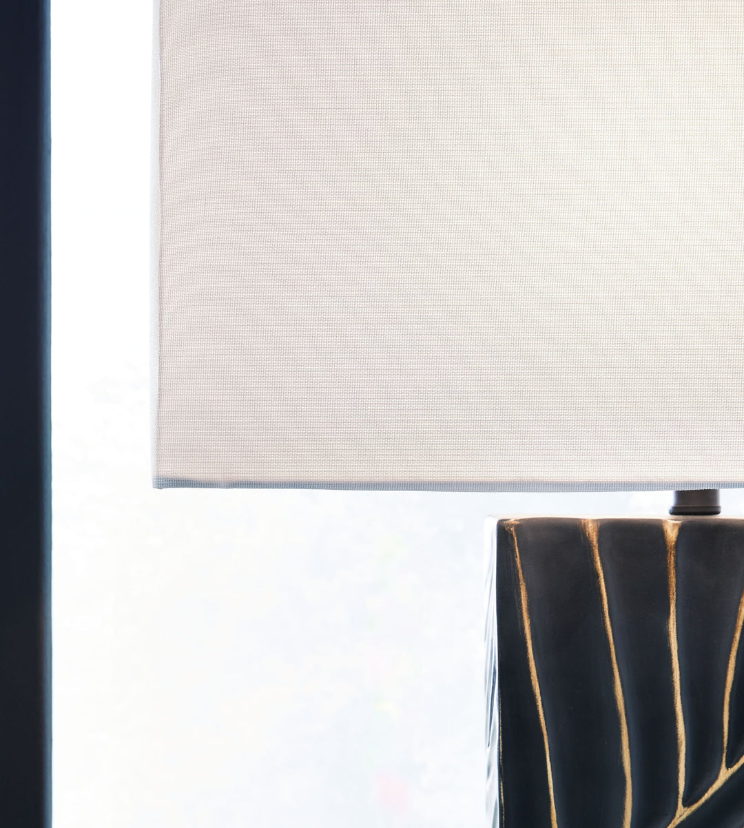 Bartlen - Poly Table Lamp - Black / Gold Finish