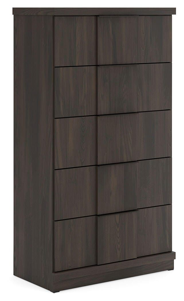Shaehartin Chest of Drawers
