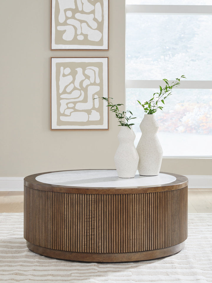 Hadonna - Round Table