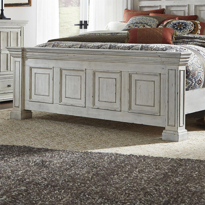 Liberty Furniture Big Valley Queen Panel Bed in Whitestone
