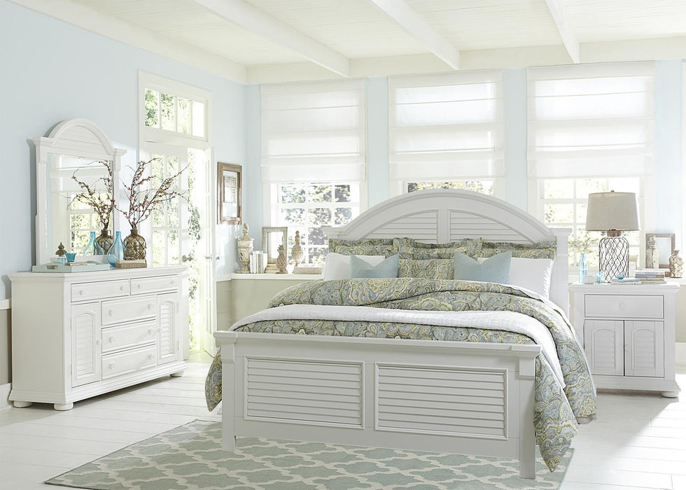 Liberty Furniture Summer House King Panel Bed in Oyster White