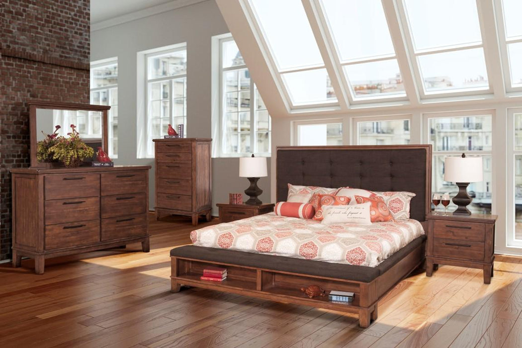 New Classic Furniture Cagney King Bed in Chestnut