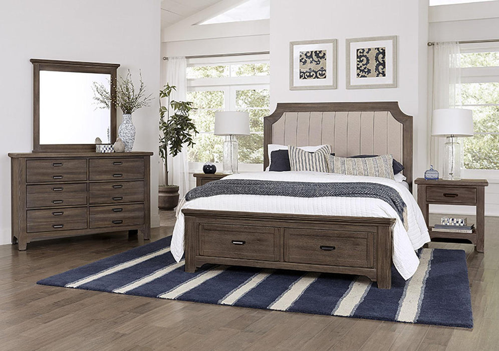 Vaughan-Bassett Bungalow Queen Upholstered Bed in Folkstone