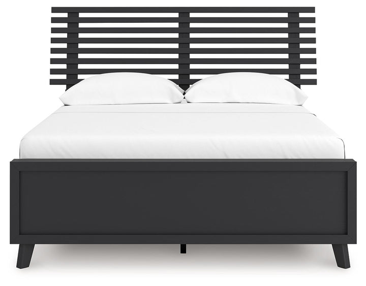 Danziar - Slat Panel Bed