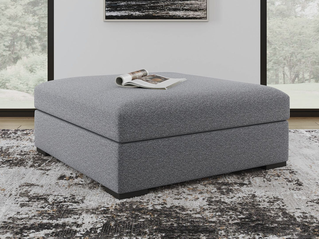 Bealton - Oversized Accent Ottoman - Salt And Pepper