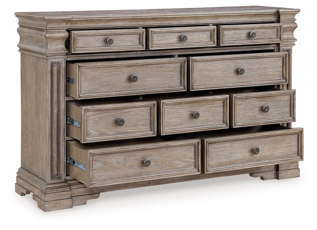 Blairhurst - Dresser - Light Grayish Brown