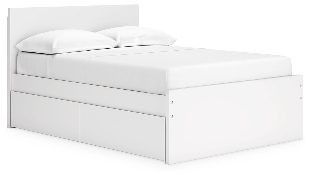 Onita - Panel Platform Bed