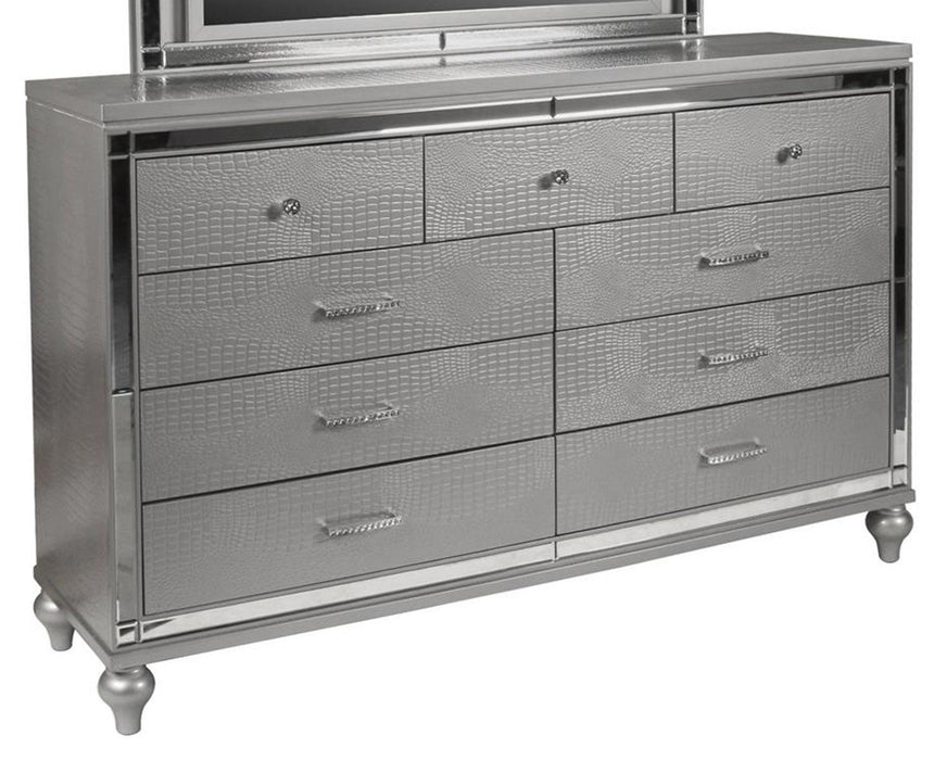 New Classic Furniture Valentino 9 Drawer Dresser in Silver image