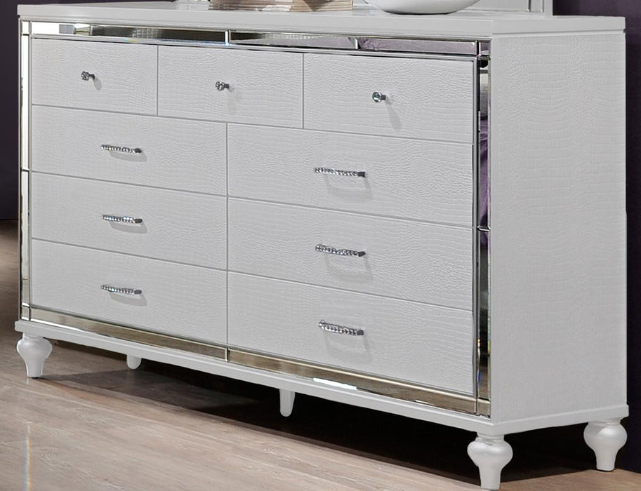 New Classic Furniture Valentino 9 Drawer Dresser in White image