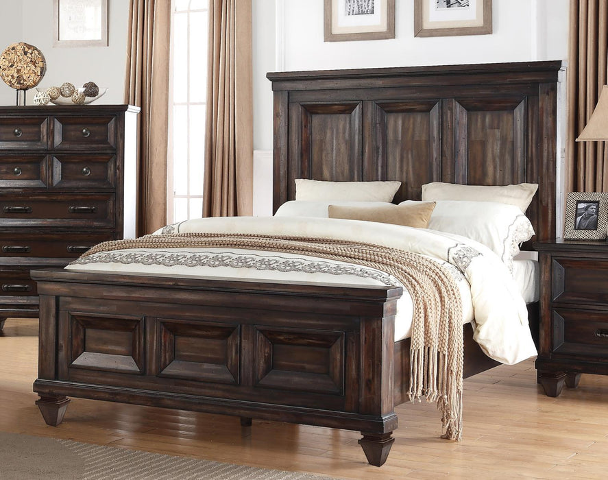New Classic Sevilla King Bed in Walnut image