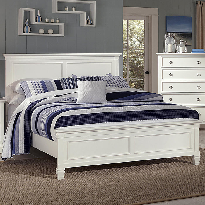 New Classic Tamarack King Panel Bed in White image