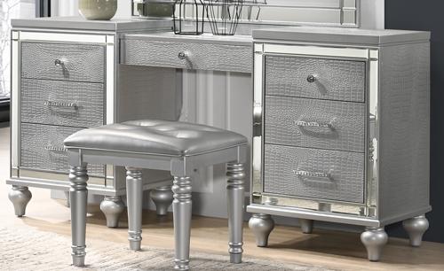 New Classic Valentino Vanity Table in Silver image